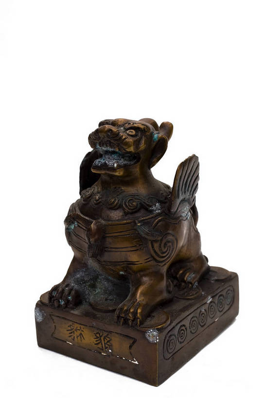 竖图,彩色,幸福,静物,中国,雕刻,图片,文化遗产,办公用品,艺术品,历史,文物,文具,装饰品,古代,一个,摄影,单个,古董,印章,办公设备,文具用品,吉祥,图章,中国文化,签署,东亚,貔貅,文化工具,长寿,灵兽,青铜器,太平,鉴定,古远,古代文明,美术工艺,影棚拍摄,天禄兽,祥兽,传统文化,bj174