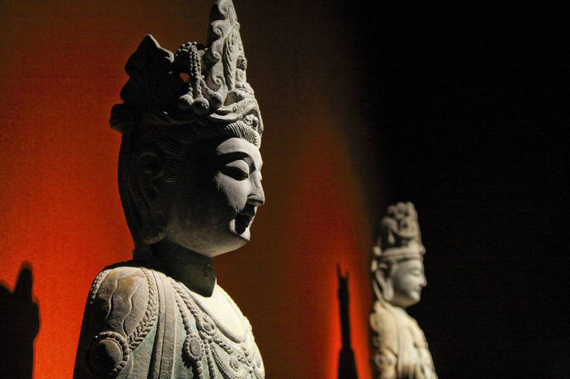 横图,彩色,室内,特写,白天,旅游,度假,名胜古迹,标志建筑,地标,建筑,雕塑,中国,遗迹,佛像,图片,古迹,文物,娱乐,建设,佛,古建筑,石雕,享受,休闲,旅游胜地,放松,摄影,宗教,石像,中国文化,古文明,东亚,传统文化,bj174