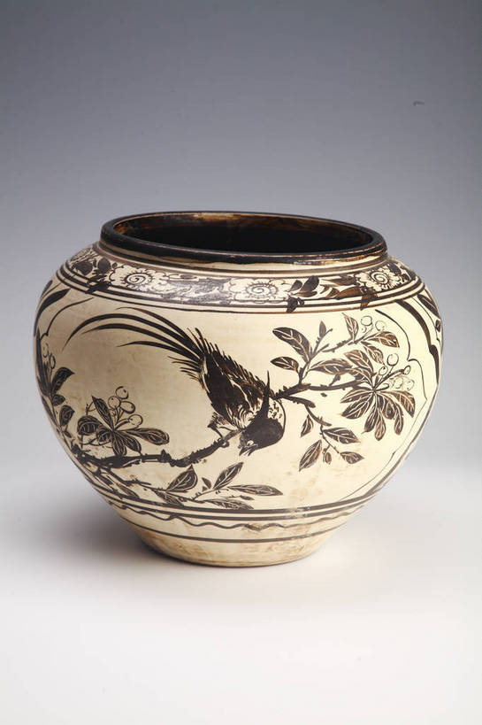 竖图,彩色,牡丹花,鸟,静物,中国,花纹,纹路,鸟类,彩绘,瓷器,盖子,罐子,图片,纹理,陶瓷,文化遗产,陶瓷制品,艺术品,古典,历史,文化,文物,装饰品,古代,一个,瓶子,工艺品,摄影,单个,古董,富贵,古物,中国文化,斑纹,古玩,东亚,肌理,鼠姑,鹿韭,白茸,百雨金,浓情,圆满,金鸡,古远,彩釉,古代文明,美术工艺,锦鸡,富贵花,洛阳花,牡丹,木芍药,芍药,影棚拍摄,传统文化,盖罐,bj174