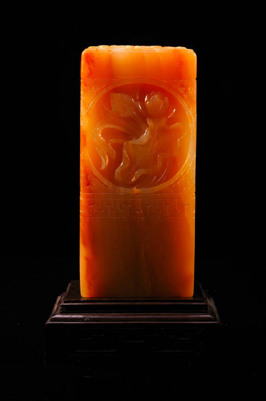 竖图,彩色,静物,中国,雕刻,图片,文化遗产,艺术品,历史,文物,石雕,装饰品,古代,一个,工艺品,摄影,单个,古董,中国文化,东亚,古远,古代文明,美术工艺,寿山石,寿山石雕,影棚拍摄,玉玺,传统文化,bj174