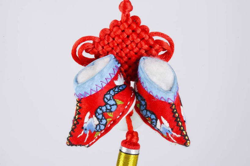 横图,彩色,布艺,静物,中国,春节,新年,节日,民俗,图片,艺术品,装饰品,一个,中国结,荷包,香包,摄影,单个,中国文化,东亚,美术工艺,影棚拍摄,传统文化,bj174