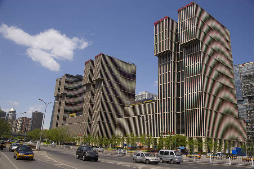 横图,彩色,室外,白天,旅游,度假,美景,名胜古迹,城市风光,标志建筑,道路,地标,建筑,街道,路,公路,北京,中国,亚洲,遗迹,图片,景观,交通,首都,都市,古迹,文物,娱乐,建设,古建筑,现代建筑,地标建筑,享受,休闲,旅游胜地,景色,放松,摄影,古文明,东亚,万达广场,中华人民共和国,北京市,京,北平,华北地区,马路,旅行,北京CBD,北京商务中心区,中国北京大北窑,bj174