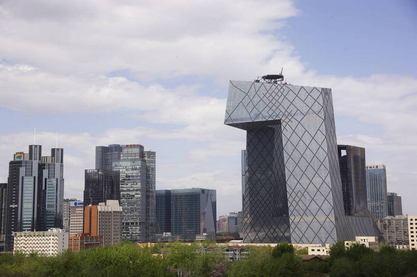 横图,彩色,室外,白天,旅游,度假,名胜古迹,城市风光,标志建筑,地标,建筑,北京,中国,亚洲,遗迹,图片,景观,首都,都市,古迹,文物,娱乐,建设,古建筑,现代建筑,树木,地标建筑,享受,休闲,旅游胜地,摩天大厦,放松,摄影,古文明,东亚,中华人民共和国,北京市,京,北平,华北地区,旅行,北京CBD,北京商务中心区,中国北京大北窑,中央电视台,bj174