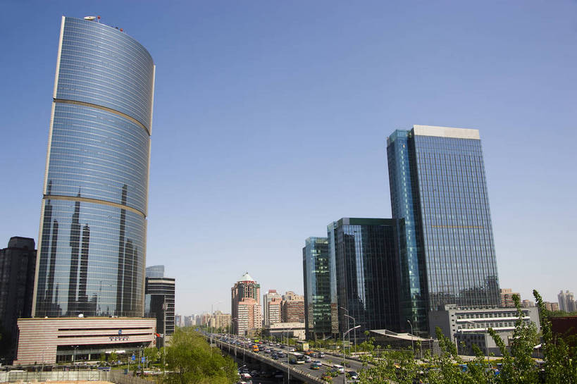 横图,彩色,室外,特写,白天,旅游,度假,名胜古迹,标志建筑,大桥,道路,地标,建筑,路,桥梁,公路,北京,中国,亚洲,遗迹,图片,景观,高架,桥,车流,交通,首都,古迹,文物,娱乐,建设,古建筑,现代建筑,地标建筑,享受,休闲,旅游胜地,摩天大厦,商务楼,放松,摄影,高架桥,京广中心,古文明,东亚,高架道路,跨线桥,中华人民共和国,北京市,京,北平,华北地区,马路,旅行,北京CBD,北京商务中心区,中国北京大北窑,东三环,bj174