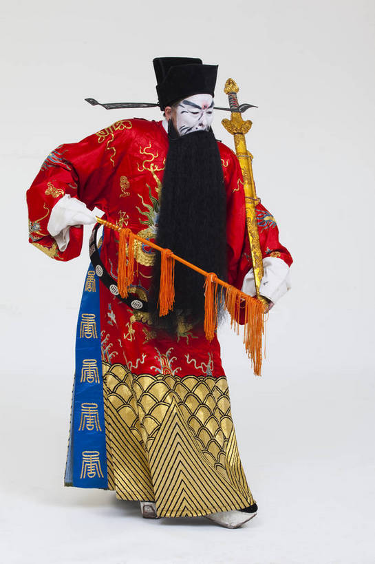 中年人,一个人,演员,竖图,彩色,白色背景,正面,化妆,北京,中国,亚洲,仅一个人,表演,艺术,造型,鲜艳,头饰,图片,注视,文化,脸谱,观察,看,站着,表情,竖,姿势,摄影,服饰,观看,动作,察看,关注,中国文化,戏剧,民族服饰,演出服,京剧,东亚,戏曲,国粹,曹操,男人,中国人,全身,影棚拍摄,化装,中国戏曲,传统文化,舞台妆,角色,花脸,净,bj174