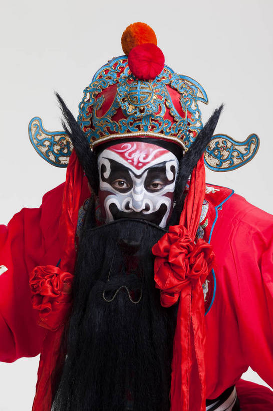 中年人,一个人,演员,竖图,彩色,白色背景,正面,化妆,北京,中国,亚洲,仅一个人,表演,艺术,造型,鲜艳,头饰,图片,注视,文化,脸谱,观察,看,站着,表情,竖,姿势,摄影,服饰,观看,动作,察看,关注,中国文化,戏剧,民族服饰,演出服,京剧,东亚,戏曲,国粹,钟馗,男人,中国人,半身,影棚拍摄,化装,中国戏曲,传统文化,舞台妆,角色,花脸,净,bj174