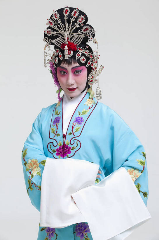 一个人,演员,竖图,彩色,白色背景,正面,化妆,北京,中国,亚洲,仅一个人,表演,艺术,造型,鲜艳,头饰,图片,注视,文化,脸谱,观察,看,站着,表情,竖,姿势,摄影,服饰,观看,动作,察看,关注,中国文化,戏剧,民族服饰,演出服,京剧,东亚,国粹,貂蝉,青衣,女人,中国人,年轻人,半身,影棚拍摄,化装,中国戏曲,传统文化,舞台妆,bj174