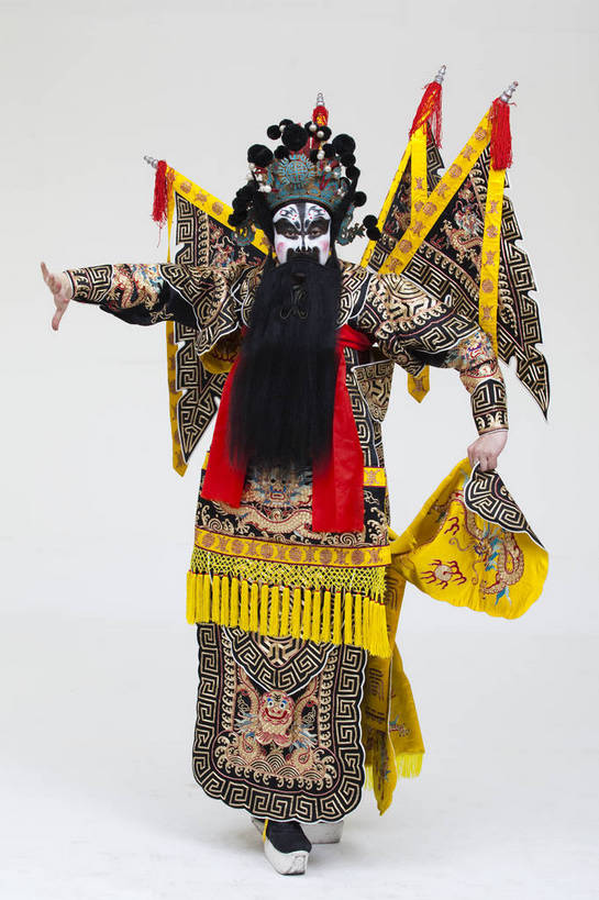 中年人,一个人,演员,竖图,彩色,白色背景,正面,化妆,北京,中国,亚洲,仅一个人,表演,艺术,造型,鲜艳,头饰,图片,注视,文化,脸谱,观察,看,站着,表情,竖,姿势,摄影,服饰,观看,动作,察看,关注,中国文化,戏剧,民族服饰,演出服,京剧,东亚,戏曲,国粹,男人,中国人,全身,影棚拍摄,化装,张飞,中国戏曲,传统文化,舞台妆,角色,花脸,净,bj174