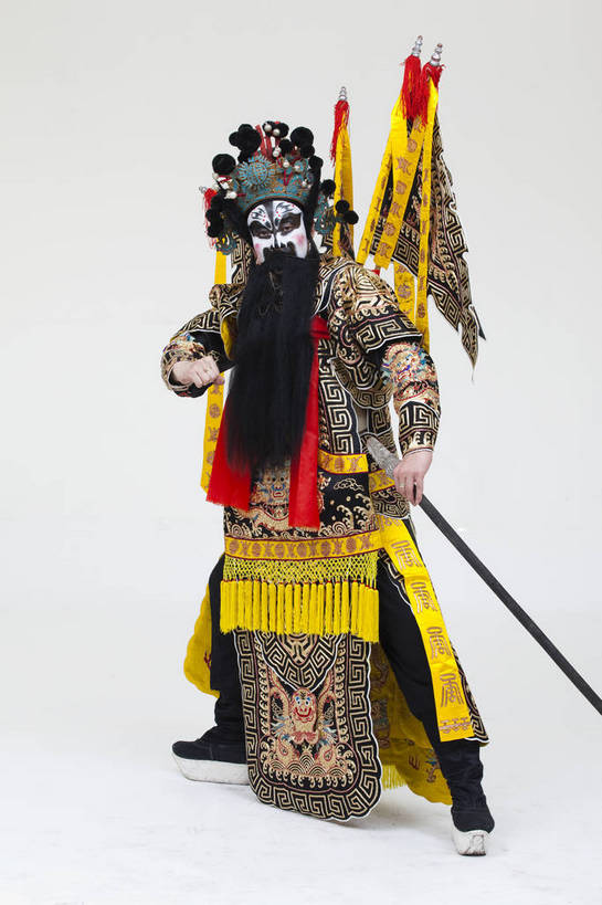 中年人,一个人,演员,竖图,彩色,白色背景,正面,化妆,北京,中国,亚洲,仅一个人,表演,艺术,造型,鲜艳,头饰,图片,注视,文化,脸谱,观察,看,站着,表情,竖,姿势,摄影,服饰,观看,动作,察看,关注,中国文化,戏剧,民族服饰,演出服,京剧,东亚,戏曲,国粹,男人,中国人,全身,影棚拍摄,化装,张飞,中国戏曲,传统文化,舞台妆,角色,花脸,净,bj174