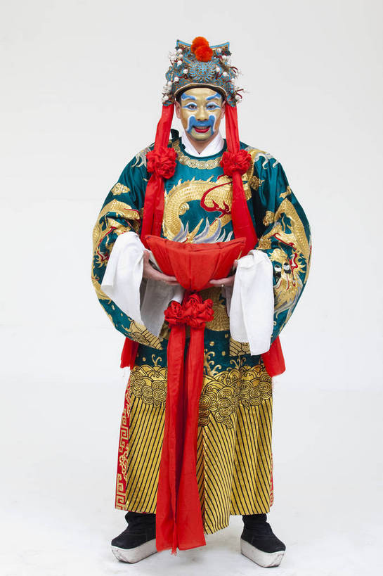 中年人,一个人,演员,竖图,彩色,白色背景,正面,化妆,北京,中国,亚洲,仅一个人,表演,艺术,造型,鲜艳,头饰,图片,注视,文化,脸谱,观察,看,站着,表情,竖,姿势,摄影,服饰,观看,动作,察看,关注,中国文化,戏剧,民族服饰,演出服,京剧,东亚,戏曲,国粹,武财神,男人,中国人,全身,影棚拍摄,化装,中国戏曲,传统文化,舞台妆,角色,老生,须生,正生,bj174