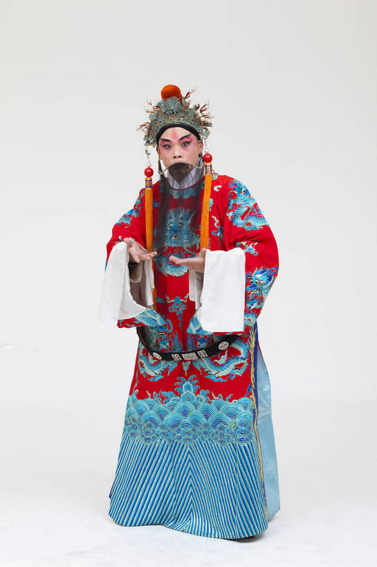 中年人,一个人,演员,竖图,彩色,白色背景,正面,化妆,北京,中国,亚洲,仅一个人,表演,艺术,造型,鲜艳,头饰,图片,注视,文化,脸谱,观察,看,站着,表情,竖,姿势,摄影,服饰,观看,动作,察看,关注,中国文化,戏剧,民族服饰,演出服,京剧,东亚,戏曲,国粹,刘备,男人,中国人,全身,影棚拍摄,化装,中国戏曲,传统文化,舞台妆,角色,老生,须生,正生,bj174