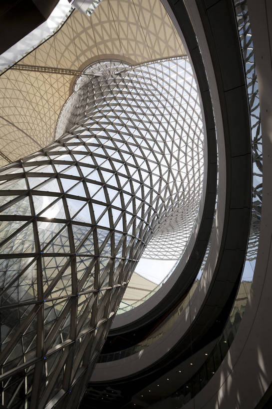 无人,竖图,彩色,室内,特写,白天,旅游,度假,名胜古迹,标志建筑,城市,地标,建筑,上海,中国,亚洲,追赶,遗迹,图片,古迹,文物,娱乐,建设,现代,古建筑,浦东,地标建筑,外滩,享受,休闲,上海世博馆,场馆,世博馆,世博轴,上海世博会,世博,世博会,旅游胜地,放松,摄影,都市风光,文明,玻璃墙,中国文化,古文明,东亚,中华人民共和国,繁荣,旅行,传统文化,bj174