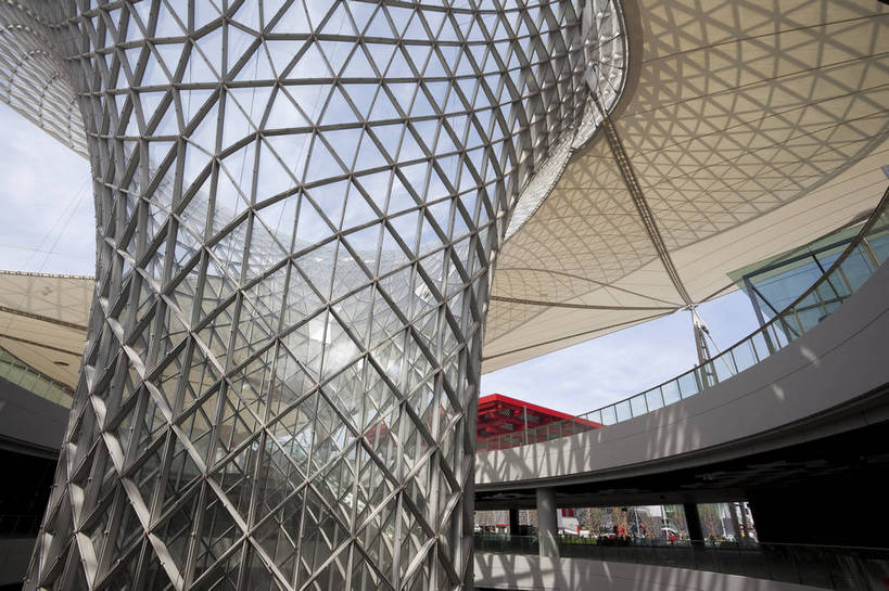 无人,横图,彩色,室内,特写,白天,旅游,度假,名胜古迹,标志建筑,城市,地标,建筑,上海,中国,亚洲,追赶,遗迹,图片,古迹,文物,娱乐,建设,现代,古建筑,浦东,地标建筑,外滩,享受,休闲,上海世博馆,场馆,世博馆,世博轴,上海世博会,世博,世博会,旅游胜地,放松,摄影,都市风光,文明,玻璃墙,中国文化,古文明,东亚,中华人民共和国,繁荣,旅行,传统文化,bj174