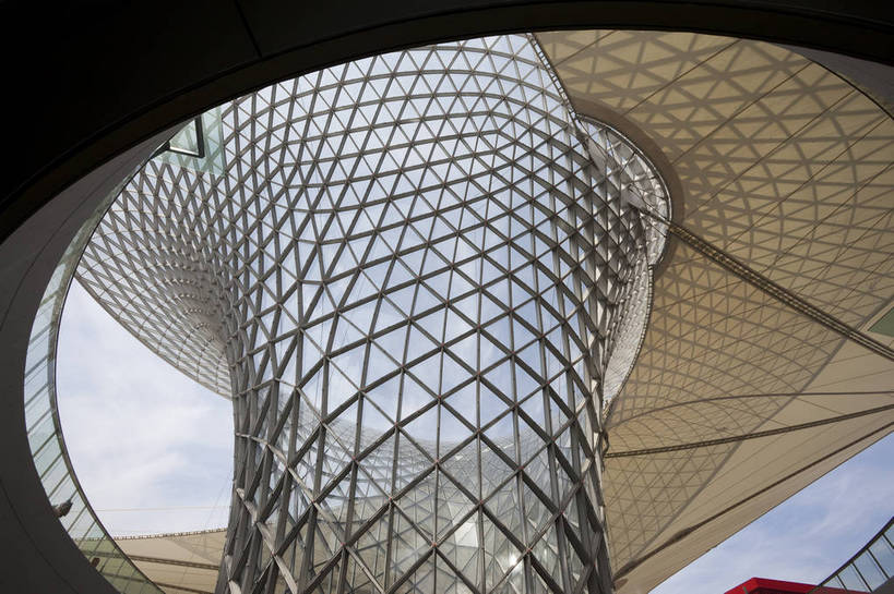 无人,横图,彩色,室内,特写,白天,旅游,度假,名胜古迹,标志建筑,城市,地标,建筑,上海,中国,亚洲,追赶,遗迹,图片,古迹,文物,娱乐,建设,现代,古建筑,浦东,地标建筑,外滩,享受,休闲,上海世博馆,场馆,世博馆,世博轴,上海世博会,世博,世博会,旅游胜地,放松,摄影,都市风光,文明,玻璃墙,中国文化,古文明,东亚,中华人民共和国,繁荣,旅行,传统文化,bj174