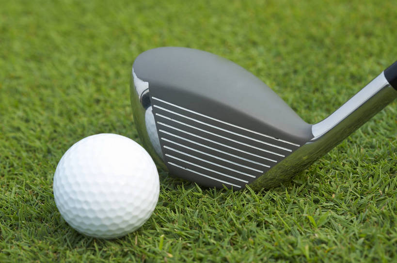 无人,横图,室外,比赛,运动,竞争,草坪,静物,材质,球杆,银色,球类运动,层次,生活,质地,娱乐,球,绿色,白色,休闲,健康,积极,激情,爱好,激烈,荣誉,周末,乐观,玩耍,休假,奥运会,运动器材,bj174