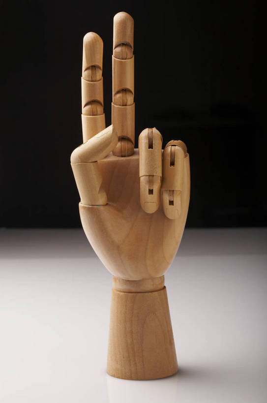 手,关节,无人,竖图,棚拍,白色背景,静物,伸展,黑色背景,弯曲,结构,木质,手势,向上,指向,灵活,生动,bj174