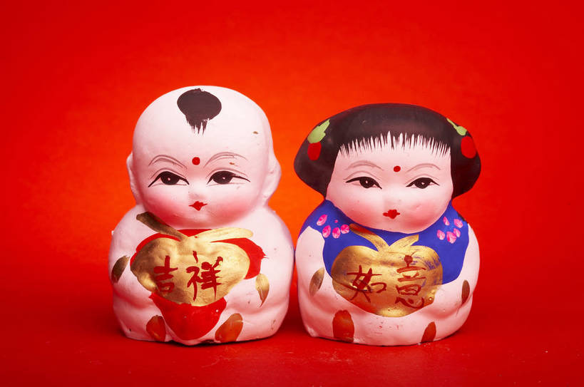 无人,摄影师,横图,特写,棚拍,正面,技术,静物,中国,春节,亚洲,红色背景,艺术,民俗,彩绘,泥塑,一对,注视,文化,传统,东方,红色,工艺品,观察,看,习俗,喜庆,可爱,摄影,观看,技巧,精致,吉祥,察看,关注,文明,手艺,泥人,精美,摄像师,手工艺,技能,技艺,男孩,男人,男性,女孩,女人,女性,妙技,bj174