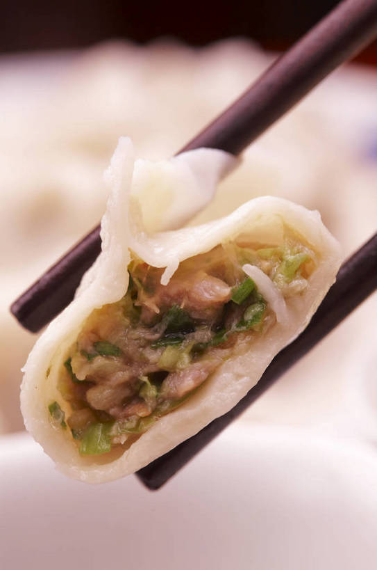 面食,摄影师,竖图,旅游,中餐,静物,北京,中国,春节,亚洲,制作,节日,庆祝,民俗,料理,食品,饺子,面点,文化,传统,小吃,美食,东方,食物,庆典,习俗,中式,纪念,东亚,水饺,摄像师,团聚,团圆,中华人民共和国,团圆饭,bj174