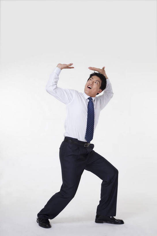 东方人,一个人,商务人士,办公室,站,微笑,竖图,彩色,室内,白天,白色背景,正面,衬衫,商务,时尚,快乐,纯洁,成功,信心,北京,中国,亚洲,仅一个人,正装,造型,工作,图片,领带,职业装,现代,职业,表情,活力,可爱,夸张,童年,童趣,自信,姿势,摄影,生活方式,场所,商务中心,童真,烂漫,无邪,天真,男人,男性,年轻男性,亚洲人,中国人,年轻人,白领,全身,影棚拍摄,办公,bj174