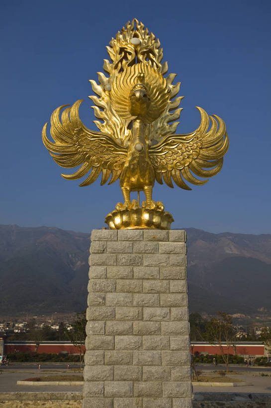 无人,寺庙,竖图,彩色,室外,白天,旅游,度假,名胜古迹,标志建筑,城市,地标,建筑,雕塑,大理,中国,亚洲,遗迹,民俗,雕像,图片,建筑群,飞鸟,古典,古迹,历史,文物,娱乐,建设,古建筑,云南,古代,地标建筑,享受,休闲,旅游胜地,放松,摄影,宗教,祠堂,都市风光,文明,中国文化,古文明,东亚,云南省,中华人民共和国,西南地区,崇圣寺,崇圣寺三塔,滇,大理州,大理白族自治州,古远,旅行,传统文化,大理崇圣寺,大理三塔,三塔,云南崇圣寺三塔,bj174