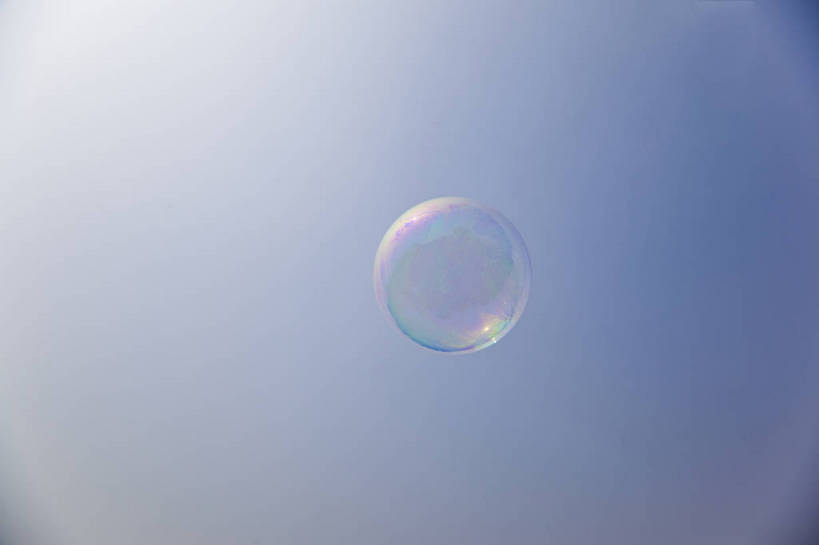 东方人,横图,彩色,室外,白天,度假,快乐,图片,飞,自然,泡泡,郊游,放松,乐趣,摄影,生活方式,轻松,户外活动,亚洲人,中国人,年轻人,休闲活动,bj174