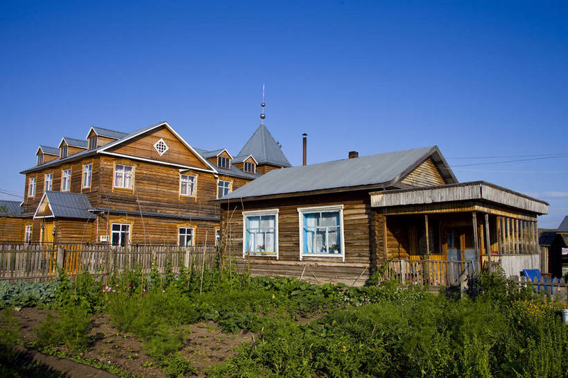 无人,木屋,横图,彩色,室外,白天,建筑,中国,亚洲,图片,民居,少数民族,旅游胜地,蒙,摄影,中国文化,东亚,内蒙古,中华人民共和国,华北地区,内蒙古自治区,房子,传统文化,额尔古纳,bj174