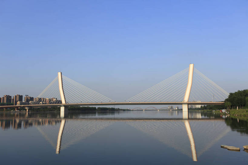 无人,横图,彩色,室外,特写,白天,旅游,度假,名胜古迹,标志建筑,城市,大桥,地标,建筑,桥梁,中国,亚洲,遗迹,图片,景观,斜拉桥,桥,古迹,文物,娱乐,建设,古建筑,现代建筑,享受,休闲,旅游胜地,放松,摄影,古文明,东亚,辽宁,辽宁省,沈阳,中华人民共和国,省会,沈阳市,辽,东北地区,斜张桥,河,东北,中国东北地区,东北三省,东三省,富民桥,浑河,bj174