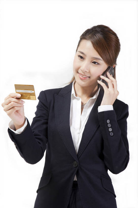 东方人,一个人,商务人士,商务女性,站,打电话,竖图,彩色,室内,白天,正面,西装,商务,时尚,满意,自由,成功,北京,中国,套装,正装,人物,图片,美丽,生活,现代,职业,活力,可爱,美女,竖,自信,理财,摄影,奋斗,青春,优雅,商务装,工薪阶层,精明,银行卡,年轻女性,女人,女性,亚洲人,中国人,年轻人,白领,上班族,电子商务,半身,影棚拍摄,愉快,bj174