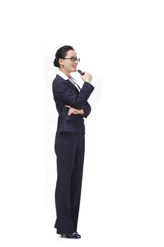 东方人,一个人,商务人士,商务女性,站,竖图,彩色,室内,白天,侧面,西装,商务,时尚,满意,自由,成功,手机,北京,中国,套装,正装,人物,图片,美丽,生活,现代,职业,展示,活力,可爱,美女,竖,自信,摄影,奋斗,青春,优雅,戴眼镜,商务装,工薪阶层,精明,年轻女性,女人,女性,亚洲人,中国人,年轻人,白领,上班族,全身,影棚拍摄,愉快,bj174