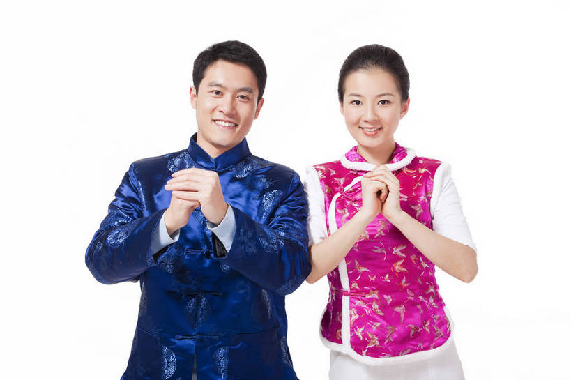 东方人,两个人,站,微笑,横图,彩色,室内,白天,正面,时尚,满意,自由,分享,北京,中国,春节,新年,节日,人物,图片,浪漫,美丽,休闲装,享受,休闲,喜庆,活力,可爱,自信,抱拳,摄影,生活方式,青春,优雅,男人,男性,年轻男性,年轻女性,女人,女性,亚洲人,中国人,年轻人,情侣,半身,影棚拍摄,愉快,拜年,bj174