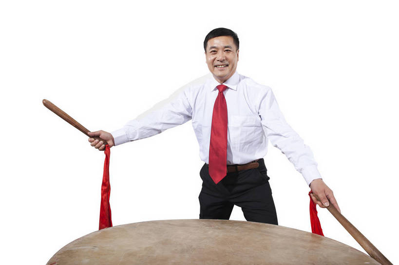 东方人,中年人,一个人,演员,笑,鼓掌,横图,彩色,室内,白天,抠图,白色背景,正面,衬衫,满意,兴奋,北京,中国,春节,新年,亚洲,仅一个男性,仅一个人,仅一个中年男性,表演,正装,节日,艺术,造型,图片,鼓,文化,敲鼓,站着,享受,喜庆,姿势,摄影,动作,中国文化,东亚,捶,气势,男人,男性,中年男性,亚洲人,中国人,年轻人,拍手,半身,影棚拍摄,传统文化,bj174