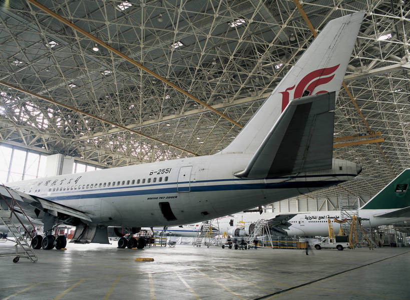 摄影师,机场,横图,彩色,照片,室内,旅游,城市,飞机,飞机场,建筑,中国,现代,东方,现代化,风景,摄影,经济,近景,摄像师,首都机场,机库,标志性建筑,bj174