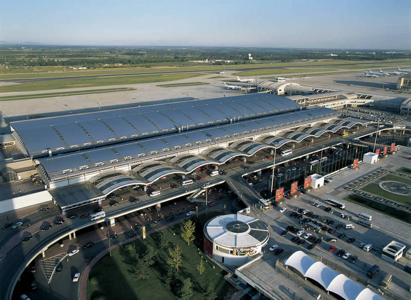 摄影师,机场,横图,俯视,彩色,照片,室外,旅游,城市,建筑,中国,现代,东方,现代化,风景,天,远景,摄影,候机楼,摄像师,首都机场,高角度拍摄,广角,bj174