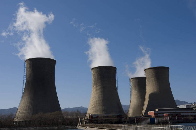 无人,摄影师,工厂,横图,彩色,室外,白天,烟囱,北京,中国,亚洲,钢铁,东方,蓝天,远景,安静,工业,设施,晴天,资源,企业,摄像师,首钢,bj174