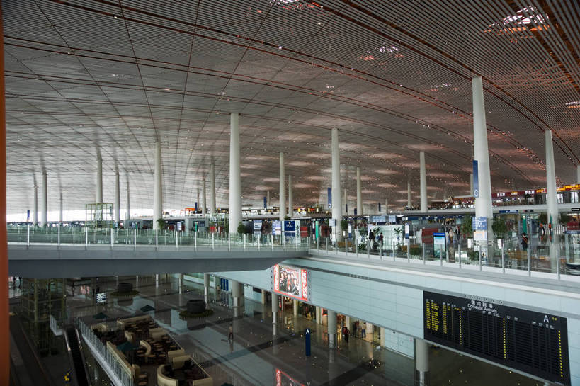 摄影师,机场,横图,彩色,室内,白天,城市,北京,中国,亚洲,行人,首都,大厅,大堂,旅客,东方,现代化,楼层,航站楼,华丽,近景,东亚,摄像师,中华人民共和国,北京市,京,北平,华北地区,北京首都国际机场,首都国际机场,首都机场,北京首都国际机场3号航站楼,北京首都国际机场T3航站楼,北京机场,bj174