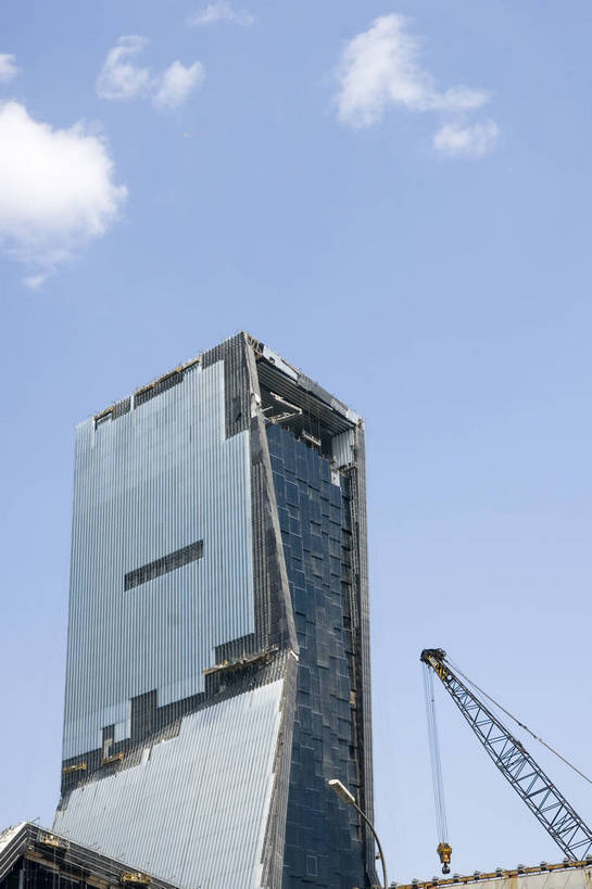 无人,摄影师,竖图,彩色,室外,白天,仰视,旅游,城市,大厦,建筑,摩天大楼,北京,中国,亚洲,繁华,壮观,首都,建设,东方,施工,现代化,风景,蓝天,晴天,雄伟,东亚,摄像师,发展,中华人民共和国,北京市,京,北平,华北地区,繁荣,进步,旅行,高层建筑,北京CBD,北京商务中心区,中国北京大北窑,大裤衩,智窗,中央电视台总部大楼,bj174