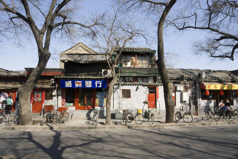 无人,摄影师,横图,彩色,室外,白天,道路,建筑,北京,中国,亚洲,古老,大街,首都,古迹,历史,文化,树木,名胜,风景,蓝天,阳光,晴天,文明,东亚,摄像师,中华人民共和国,东城区,北京市,京,北平,华北地区,幽静,房子,东城,北池子大街,bj174