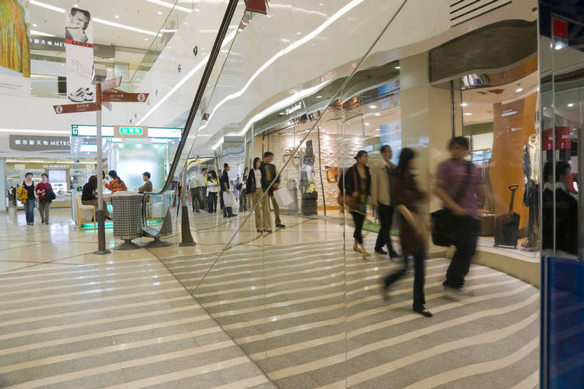 摄影师,横图,彩色,室内,购物,消费,城市,商场,北京,中国,亚洲,豪华,商业街,顾客,东方,现代化,王府井,商厦,摄影,专卖店,手扶电梯,摄像师,旅行,商业,购物中心,bj174