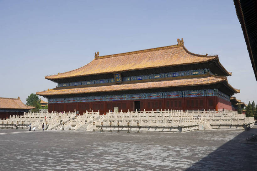 无人,摄影师,宫殿,栏杆,横图,彩色,室外,白天,旅游,建筑,玉,北京,中国,亚洲,古老,壮观,扶手,牌匾,庭院,屋顶,屋檐,古迹,文化,古建筑,太庙,护栏,东方,名胜,风景,蓝天,阳光,奢侈品,晴天,宁静,玉器,贵重,雄伟,珍贵,安宁,文明,玉石,汉白玉,摄像师,气势,宝贵,旅行,劳动人民文化宫,汉白玉石,bj174