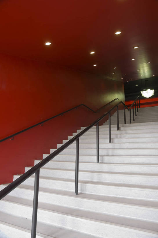 无人,摄影师,体育馆,竖图,彩色,室内,白天,锻炼,旅游,快乐,比赛,运动,竞争,城市,建筑,中国,亚洲,鸟巢,娱乐,台阶,现代化,风景,休闲,奥林匹克,奥运,体育运动,摄像师,奥运场馆,体育,健身,奥运会,奥林匹克运动,北京奥运会,标志性建筑,2008年北京奥运会,bj174