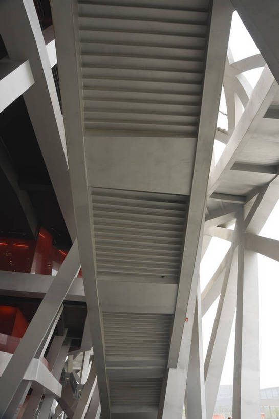 无人,摄影师,体育馆,竖图,彩色,室外,白天,锻炼,旅游,快乐,比赛,运动,竞争,城市,建筑,中国,亚洲,鸟巢,娱乐,现代化,风景,阳光,休闲,奥林匹克,奥运,晴天,体育运动,摄像师,奥运场馆,体育,健身,奥运会,奥林匹克运动,北京奥运会,标志性建筑,2008年北京奥运会,bj174