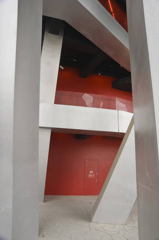 无人,摄影师,体育馆,竖图,彩色,室外,白天,锻炼,旅游,快乐,比赛,运动,竞争,城市,建筑,中国,亚洲,鸟巢,娱乐,现代化,风景,阳光,休闲,奥林匹克,奥运,晴天,体育运动,摄像师,奥运场馆,体育,健身,奥运会,奥林匹克运动,北京奥运会,标志性建筑,2008年北京奥运会,bj174