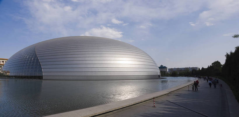 摄影师,横图,彩色,室外,白天,旅游,度假,城市,建筑,北京,中国,亚洲,游人,娱乐,国家大剧院,现代化,白云,风景,蓝天,阳光,享受,休闲,放松,经济,晴天,市区,摄像师,幽静,商业,标志性建筑,bj174