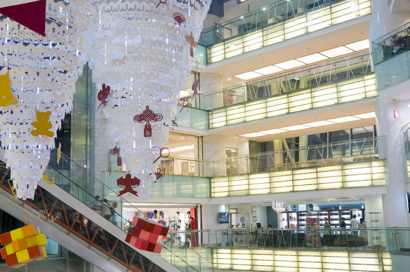 摄影师,横图,彩色,室内,旅游,城市,商场,北京,中国,亚洲,首都,顾客,现代化,风景,热闹,经济,华丽,市区,东亚,摄像师,中华人民共和国,北京市,京,北平,华北地区,西城区,西单,商业,购物中心,西单商业街,bj174