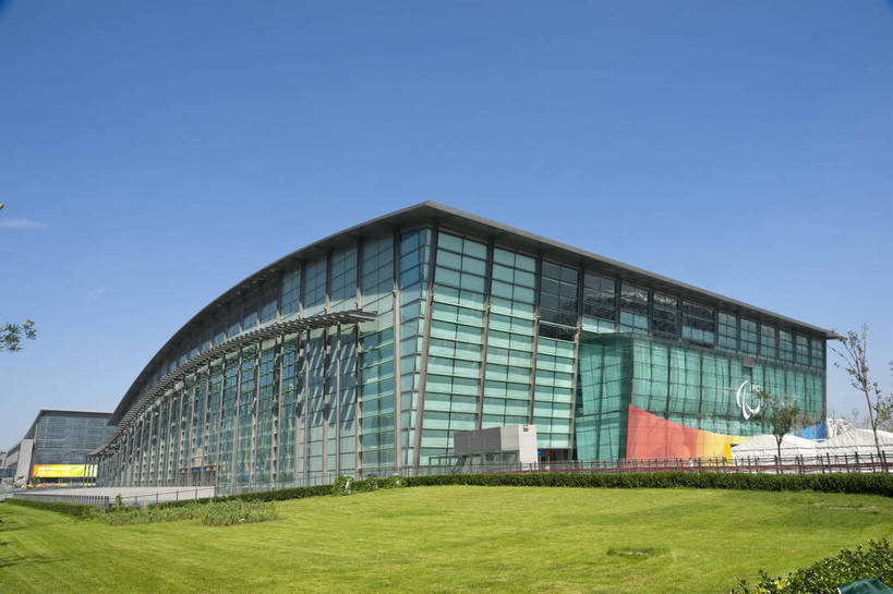 无人,摄影师,体育馆,横图,彩色,室外,白天,锻炼,旅游,快乐,比赛,运动,竞争,草坪,城市,建筑,中国,亚洲,壮观,绿化,娱乐,现代化,白云,风景,蓝天,阳光,休闲,奥林匹克,奥运,经济,晴天,雄伟,体育运动,摄像师,体育,健身,奥运会,奥林匹克运动,北京奥运会,国家体育馆,标志性建筑,2008年北京奥运会,bj174