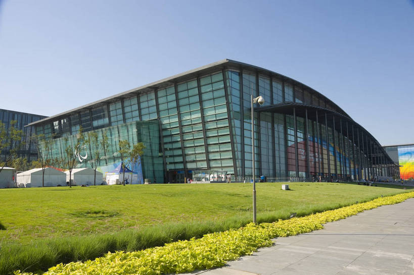 无人,摄影师,体育馆,横图,彩色,室外,白天,锻炼,旅游,快乐,比赛,运动,竞争,草坪,城市,建筑,中国,亚洲,壮观,绿化,娱乐,现代化,白云,风景,蓝天,阳光,休闲,奥林匹克,奥运,经济,晴天,雄伟,体育运动,摄像师,体育,健身,奥运会,奥林匹克运动,北京奥运会,国家体育馆,标志性建筑,2008年北京奥运会,bj174