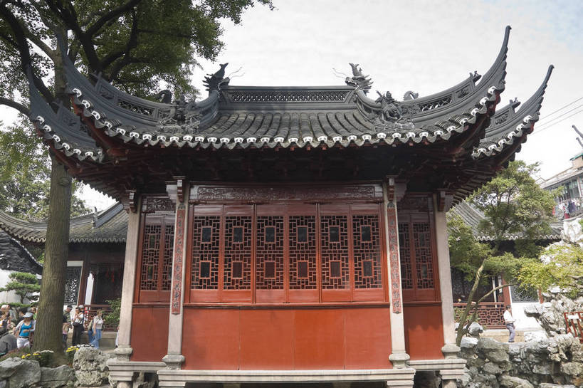 无人,摄影师,横图,彩色,室外,白天,旅游,建筑,上海,中国,亚洲,亭子,历史,文化,遗址,名胜,白云,风景,蓝天,阳光,城隍庙,豫园,假山,晴天,园林,文明,古朴,摄像师,幽静,bj174