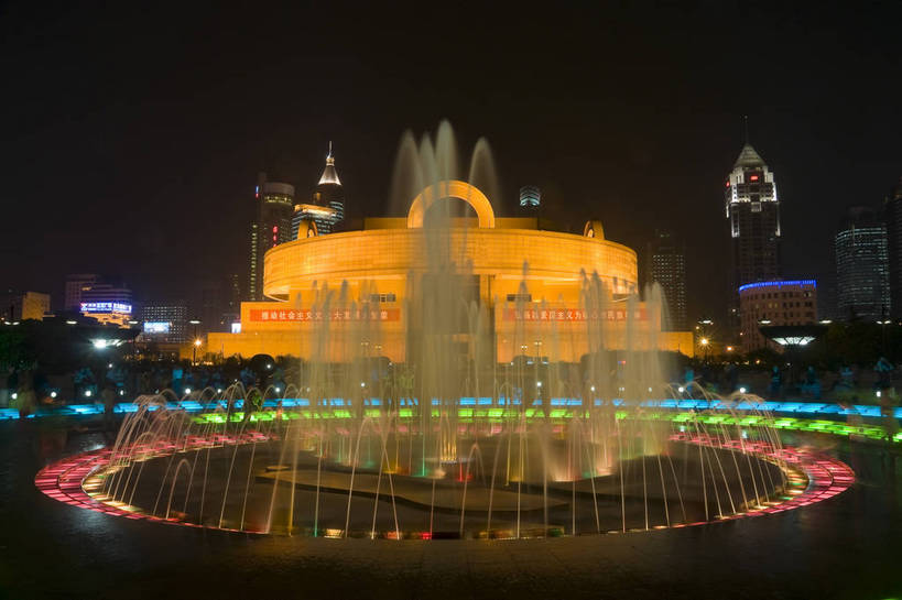 无人,摄影师,博物馆,横图,彩色,室外,旅游,城市,建筑,喷泉,夜景,上海,中国,亚洲,灯光,建筑物,现代化,风景,上海博物馆,经济,市区,摄像师,灯火辉煌,气势,幽静,bj174