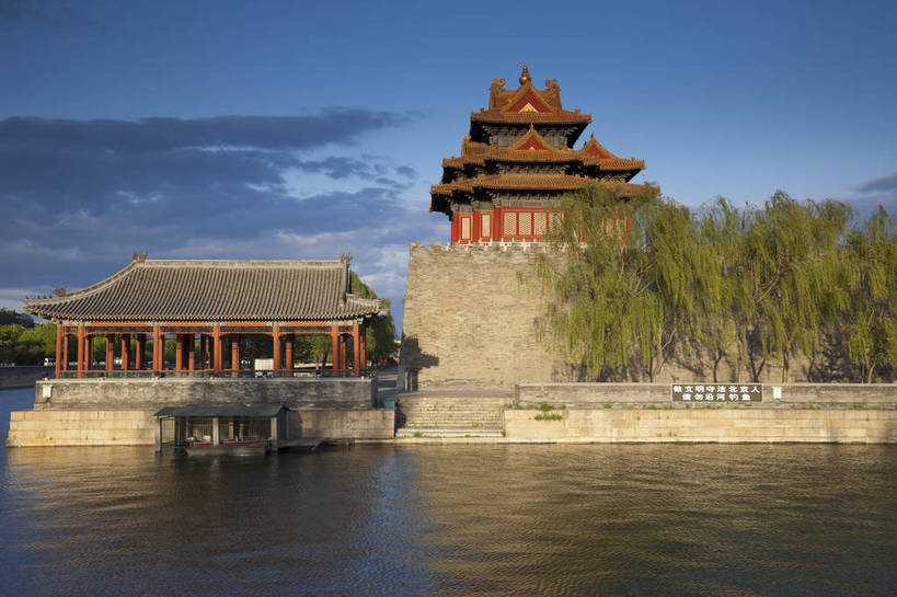 无人,故宫,横图,彩色,室外,白天,旅游,名胜古迹,建筑,北京,中国,亚洲,古老,壮观,云,首都,历史,文化,角楼,遗址,名胜,风景,蓝天,阳光,黄昏,紫禁城,晴天,雄伟,东亚,护城河,世界文化遗产,中华人民共和国,东城区,北京市,京,北平,华北地区,幽静,故宫博物院,傍晚,北京紫禁城,北京故宫,紫禁城角楼,东城,bj174