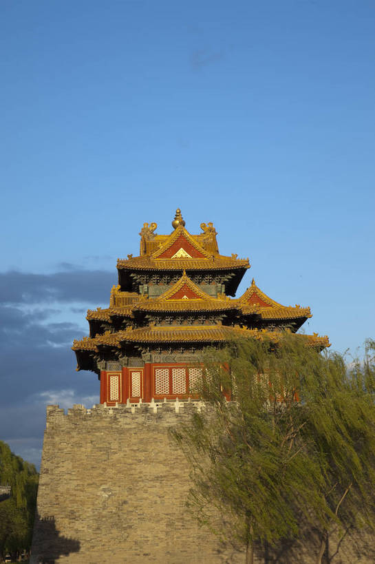 无人,故宫,竖图,彩色,室外,白天,旅游,名胜古迹,建筑,北京,中国,亚洲,古老,壮观,云,首都,历史,文化,角楼,遗址,名胜,风景,蓝天,阳光,紫禁城,晴天,雄伟,东亚,护城河,世界文化遗产,中华人民共和国,东城区,北京市,京,北平,华北地区,幽静,故宫博物院,北京紫禁城,北京故宫,紫禁城角楼,东城,bj174